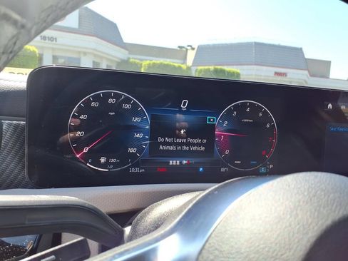 Used 2025 Mercedes-Benz CLA 250 image 11