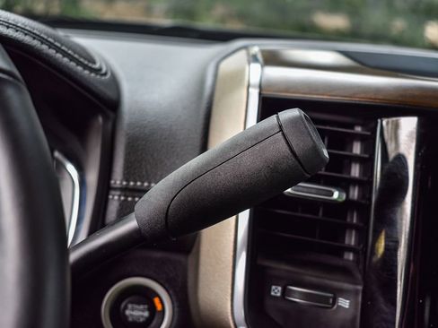 Used 2024 RAM 2500 Laramie w/ Safety Group AWD/4WD image 19