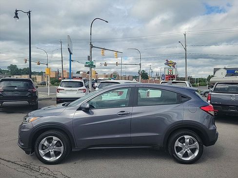 Used 2022 Honda HR-V LX image 2