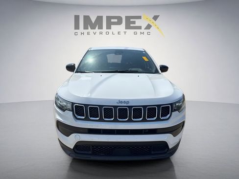 Used 2024 Jeep Compass Sport AWD/4WD image 6