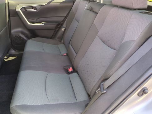 Used 2025 Toyota RAV4 XLE AWD/4WD image 28