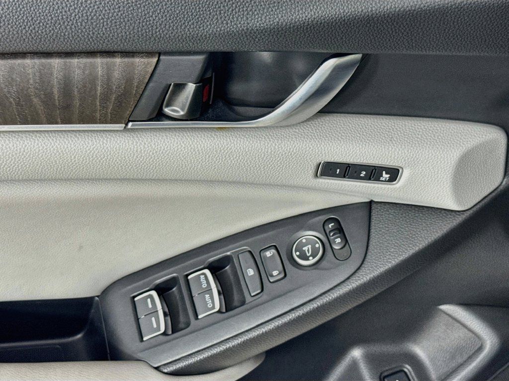 Used 2018 Honda Accord Touring image 24