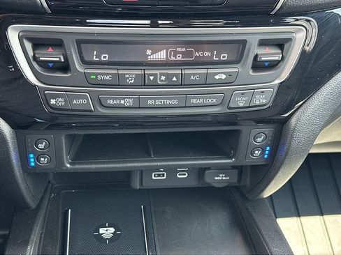 Used 2025 Honda Ridgeline Black Edition image 26