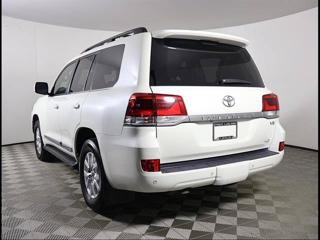 Used 2018 Toyota Land Cruiser AWD/4WD image 4