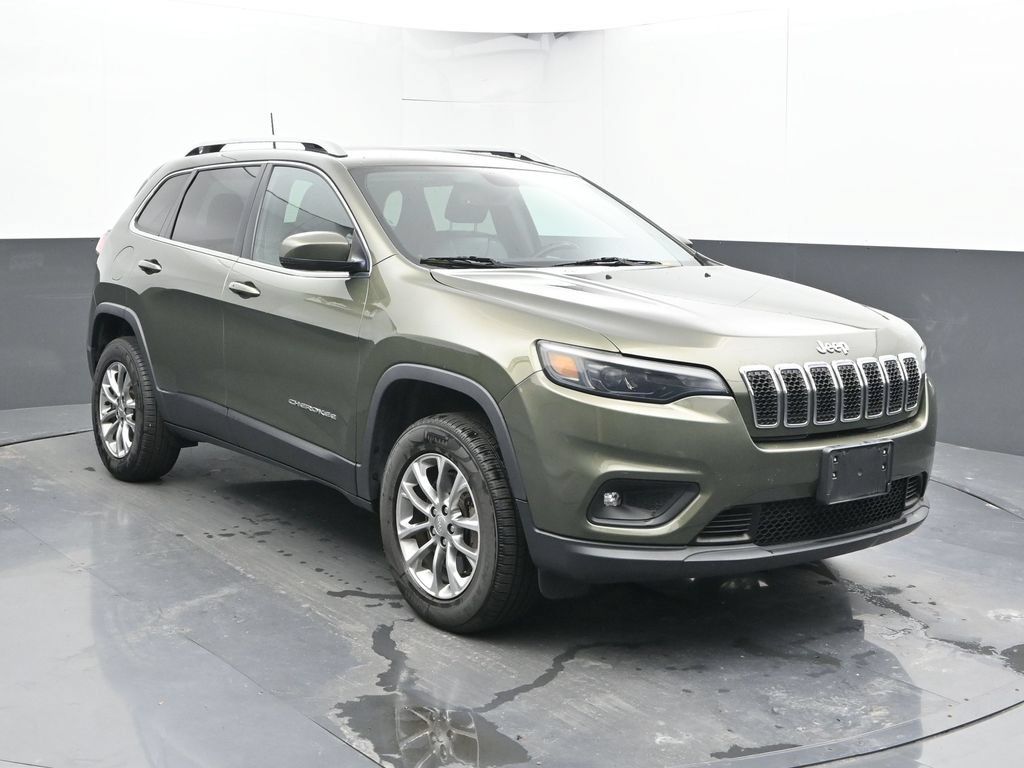 Used 2019 Jeep Cherokee Latitude Plus w/ Comfort/Convenience Group AWD/4WD image 6