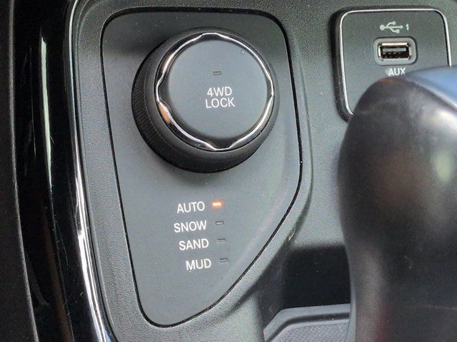Used 2021 Jeep Compass Latitude AWD/4WD image 30