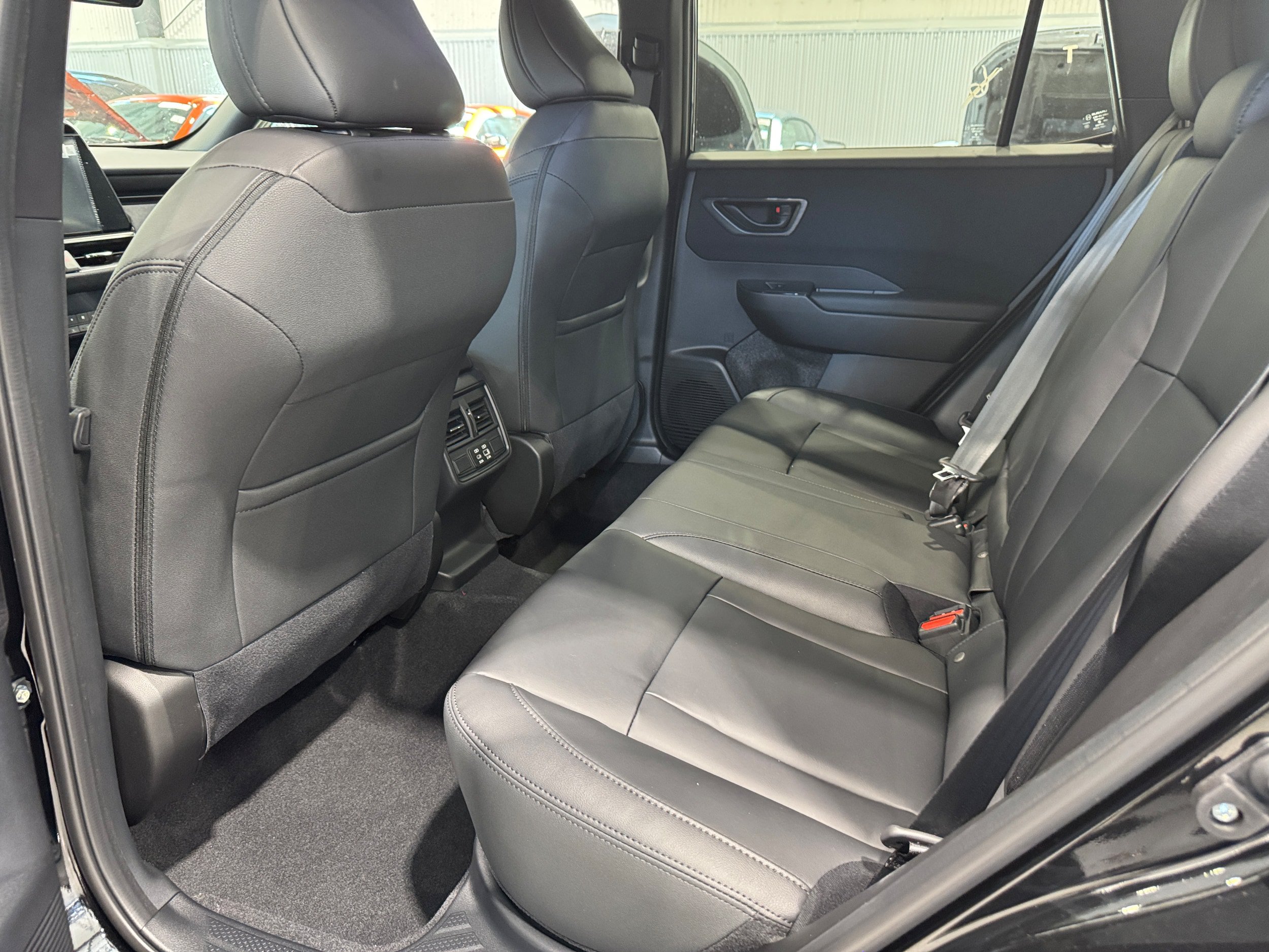 New 2026 Subaru Outback Limited AWD/4WD image 8