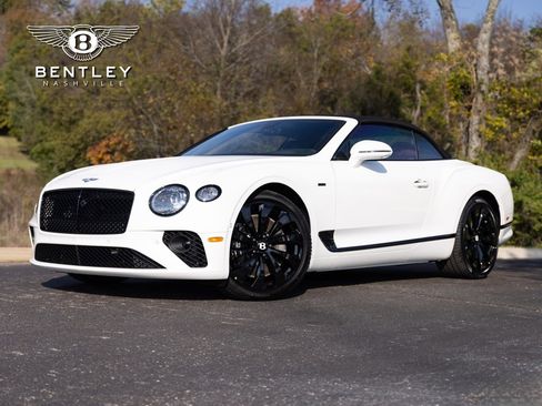 Used 2024 Bentley Continental GT image 1