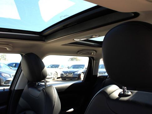 Used 2018 MINI Cooper Clubman S image 22