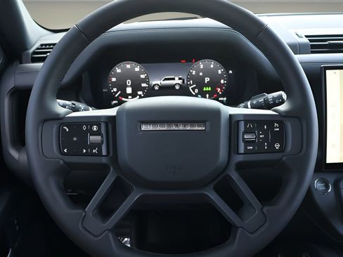New 2026 Land Rover Defender 110 X-Dynamic SE image 19