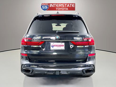 Used 2022 BMW X7 xDrive40i w/ M Sport Package AWD/4WD image 6