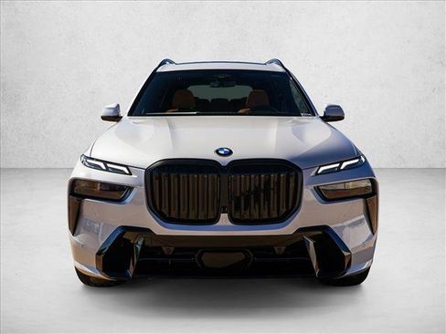 New 2027 BMW X7 xDrive40i w/ M Sport Package AWD/4WD image 2