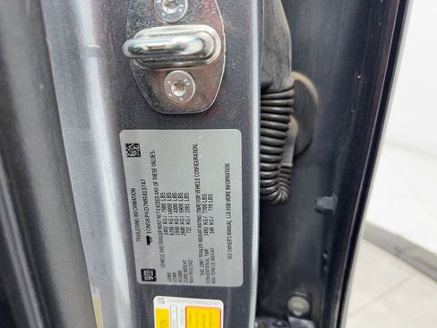 Used 2021 Chevrolet Tahoe Z71 w/ Rear Media and Nav Package image 51