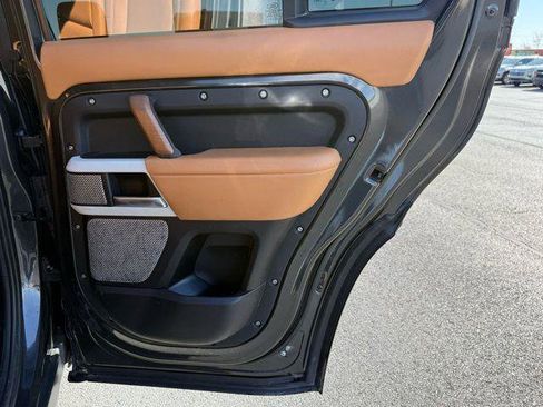 Used 2023 Land Rover Defender 130 First Edition image 36