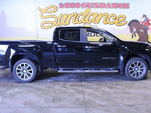 Used 2021 GMC Canyon Denali image 1