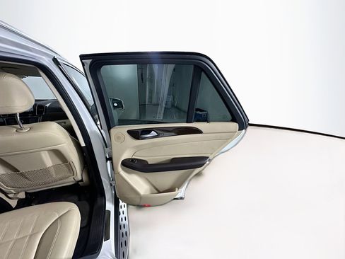 Used 2016 Mercedes-Benz GLE 350 image 31