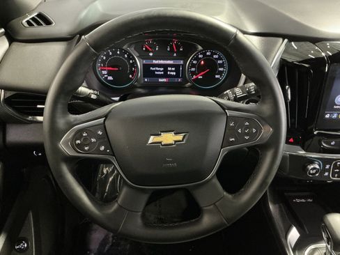 Used 2023 Chevrolet Traverse LT AWD/4WD image 17