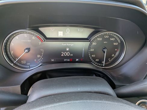 Certified 2021 Cadillac CT4 Luxury w/ Sun And Sound Package image 18