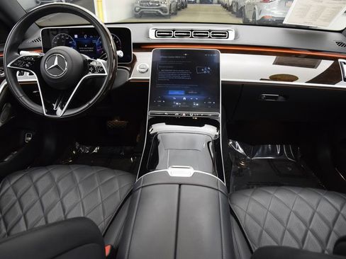 Used 2025 Mercedes-Benz S 580 4MATIC Sedan image 20