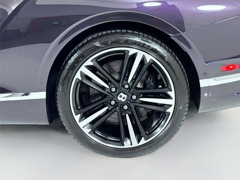 Used 2021 Bentley Continental GT image 39