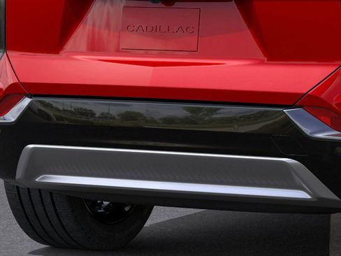 New 2025 Cadillac Optiq Sport 1 w/ LPO, ONYX Package image 17