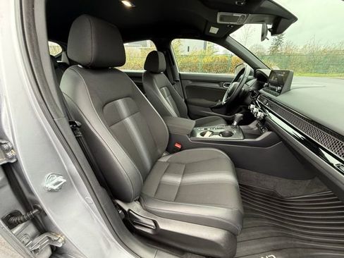 Used 2025 Honda Civic Sport image 12