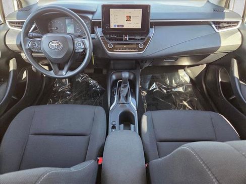 Used 2024 Toyota Corolla LE image 16