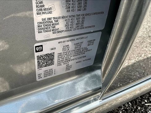 Used 2026 GMC Sierra 1500 SLT AWD/4WD image 22