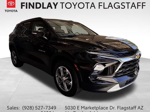 Used 2025 Chevrolet Blazer LT w/ Sound & Technology Package FWD image 1