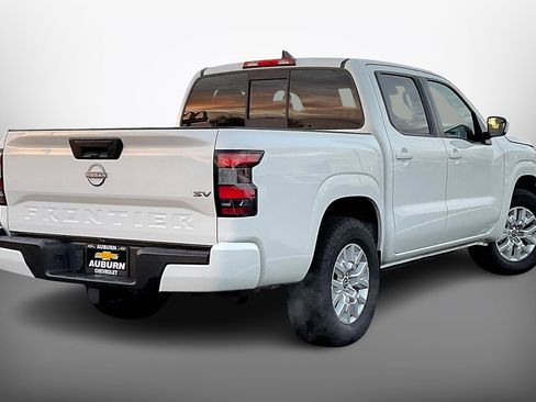 Used 2022 Nissan Frontier SV image 13