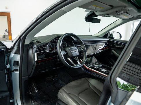 Used 2024 Audi Q8 Premium Plus w/ Premium Plus Package image 33