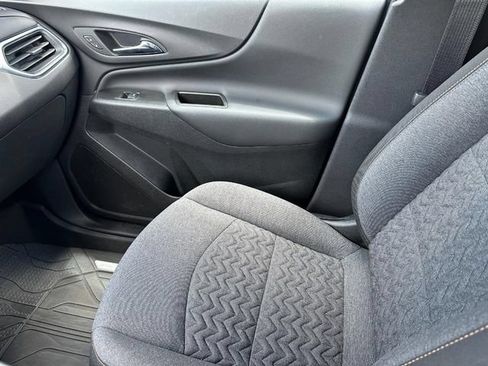 Used 2024 Chevrolet Equinox LT w/ LPO, Floor Liner Package FWD image 20