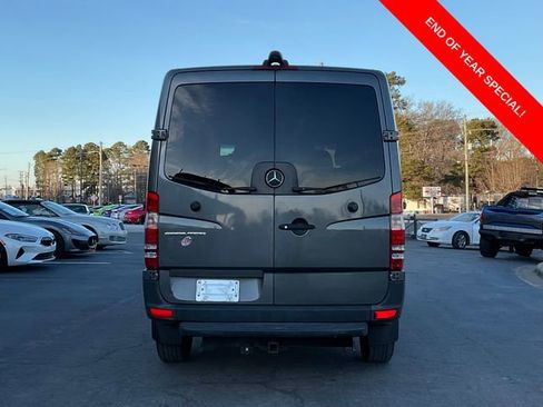Used 2015 Mercedes-Benz Sprinter 2500 image 6