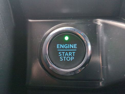 Certified 2023 Ford F150 Lariat w/ Equipment Group 502A High image 16