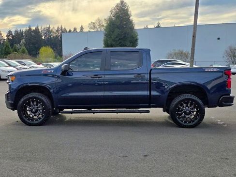 Used 2021 Chevrolet Silverado 1500 Custom Trail Boss w/ LPO, Dark Essentials Package AWD/4WD image 4