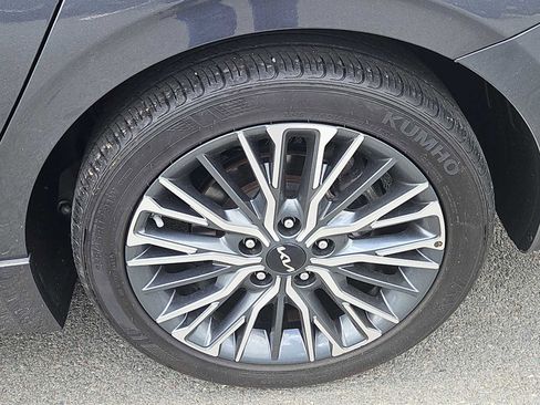 Used 2023 Kia Forte GT-Line w/ GT-Line Technology Package FWD image 8