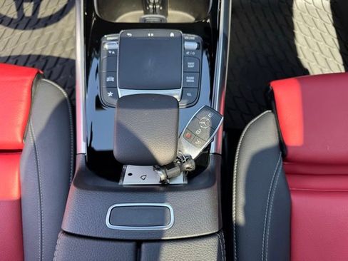 Certified 2023 Mercedes-Benz GLA 250 4MATIC image 16