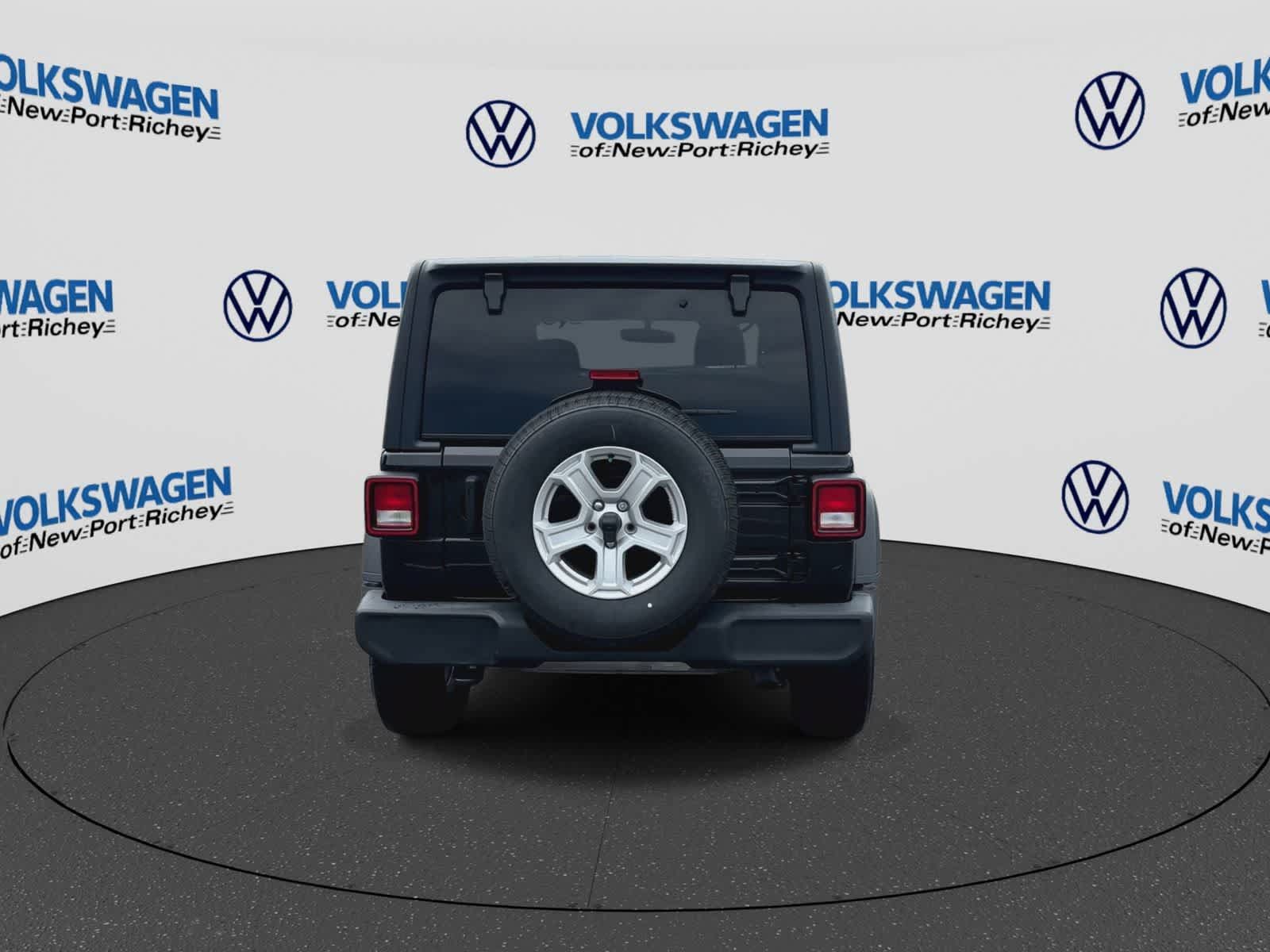 Used 2021 Jeep Wrangler Unlimited Sport AWD/4WD image 7