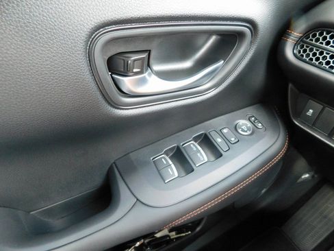 New 2026 Honda HR-V Sport image 24