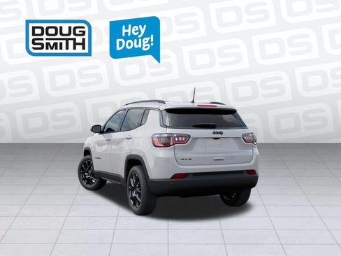 New 2026 Jeep Compass Latitude AWD/4WD image 3