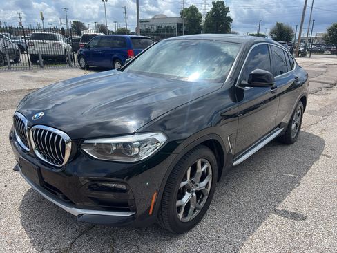 Used 2021 BMW X4 xDrive30i w/ Premium Package AWD/4WD image 2