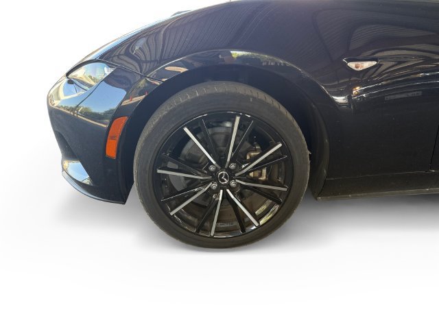 Used 2025 MAZDA MX-5 Miata RF Grand Touring RWD image 9
