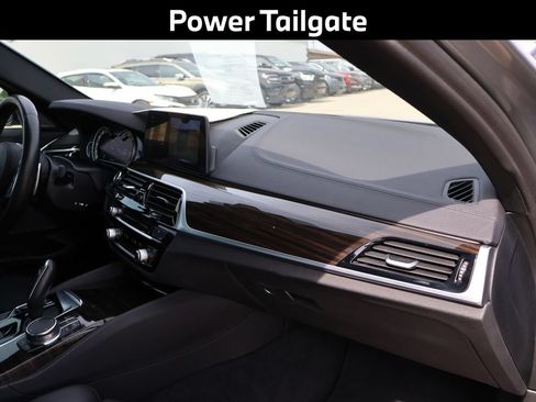 Used 2018 BMW 540i xDrive AWD/4WD image 12