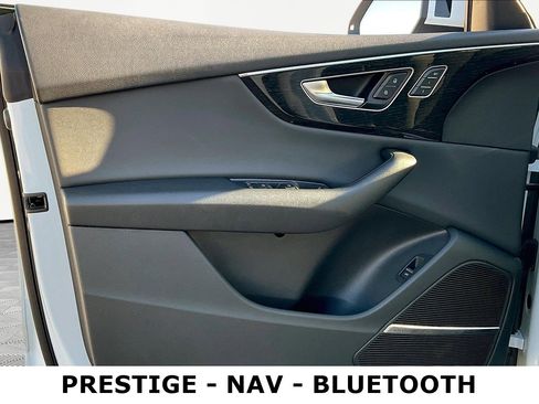 Used 2019 Audi Q8 Prestige AWD/4WD image 20