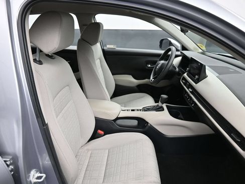 Certified 2024 Honda HR-V LX image 23