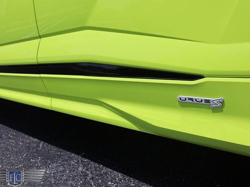 Used 2023 Lamborghini Urus S AWD/4WD image 11