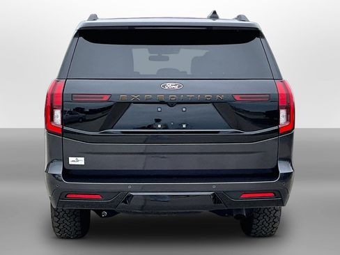 Used 2025 Ford Expedition Tremor AWD/4WD image 4