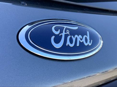 Certified 2025 Ford Explorer Active image 10