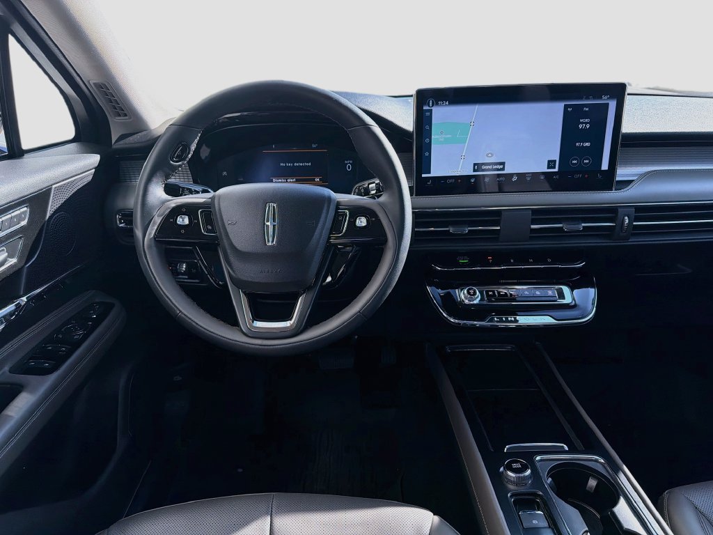 Used 2023 Lincoln Corsair AWD w/ Equipment Group 101A image 25