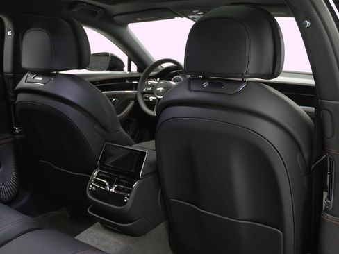 Used 2022 Bentley Flying Spur V8 AWD/4WD image 10